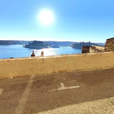 Oasis 22 Savynomad Harbour Residences Wow Views La La Valletta Esterno foto
